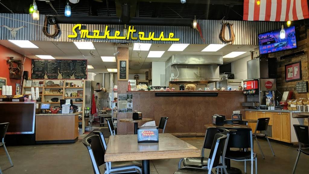 Smokehouse BBQ and Burgers | restaurant | 194 Center St, Orem, UT 84057, USA | 8012241554 OR +1 801-224-1554