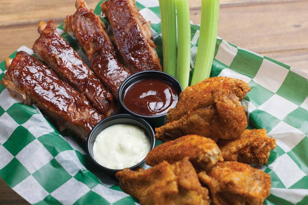 Beef O Bradys | restaurant | 1660 Bruce B Downs Blvd, Wesley Chapel, FL 33544, USA | 8139297744 OR +1 813-929-7744