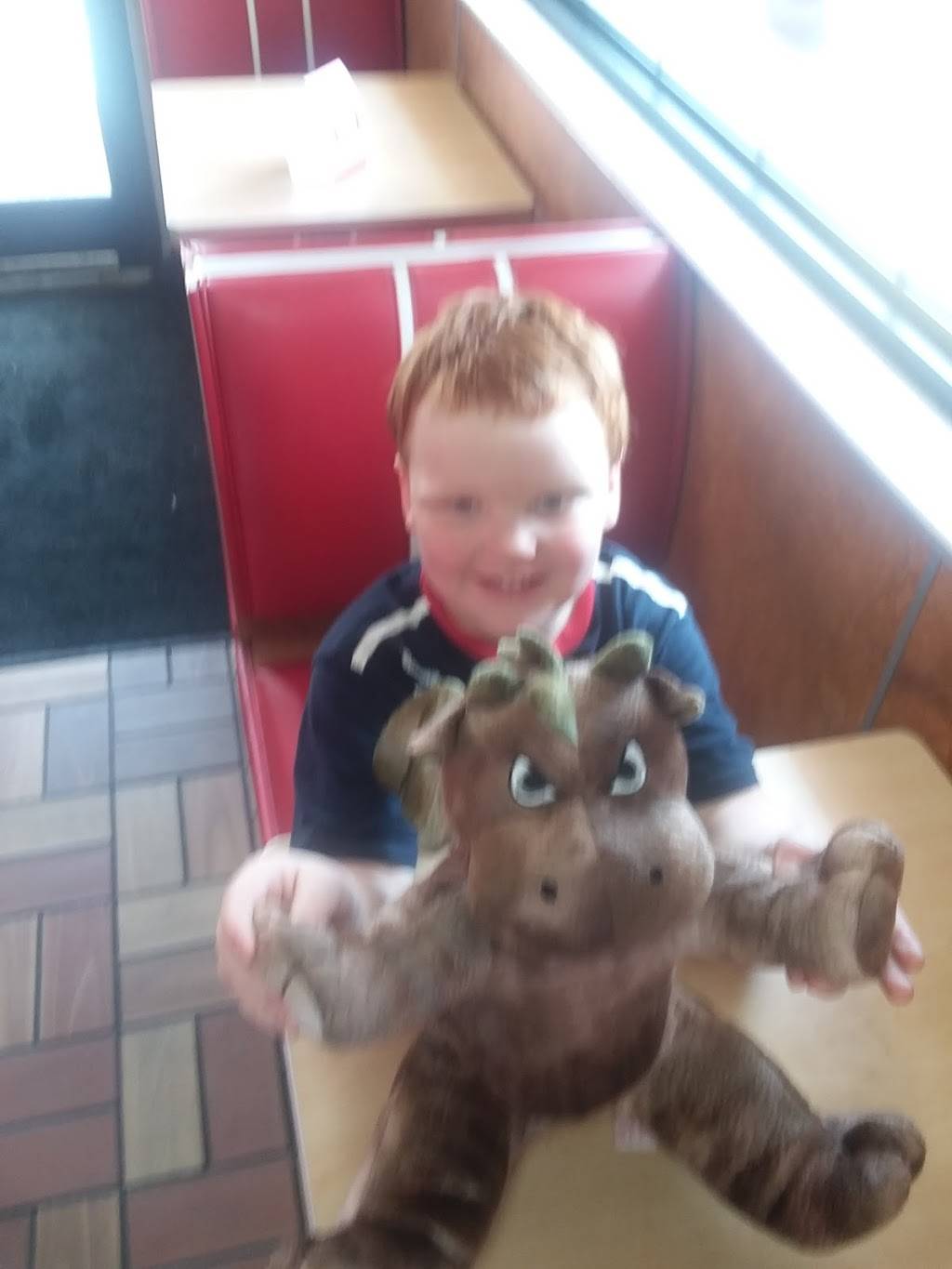 KFC | meal takeaway | 504 US-17 BUS, Surfside Beach, SC 29577, USA | 8432388864 OR +1 843-238-8864