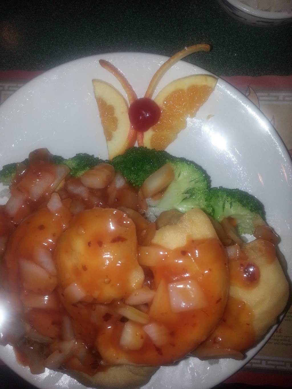 Golden Place | restaurant | 4 Barlows Landing Rd #2, Pocasset, MA 02559, USA | 5085632828 OR +1 508-563-2828