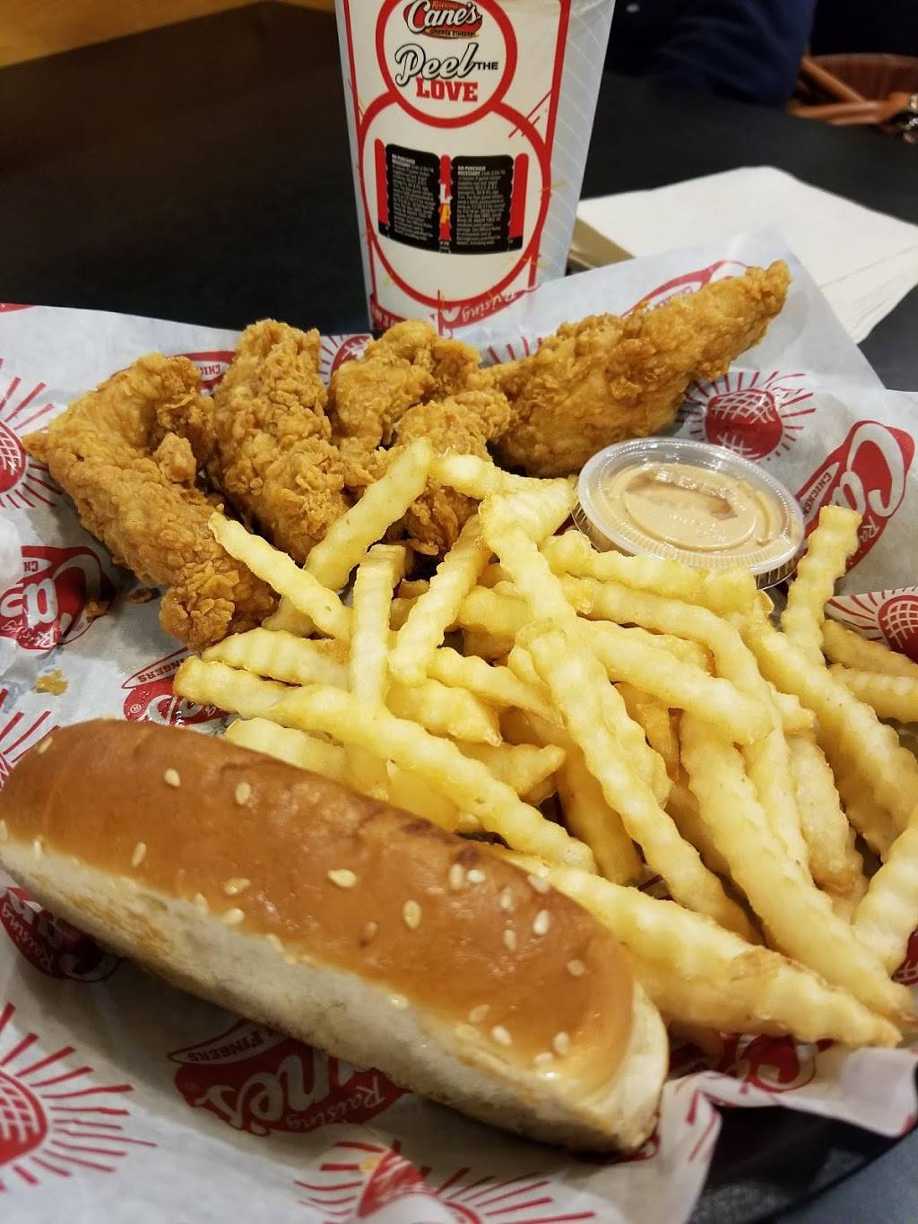 Raising Canes Chicken Fingers | meal takeaway | 5107 Fairmont Pkwy, Pasadena, TX 77505, USA | 2814873882 OR +1 281-487-3882