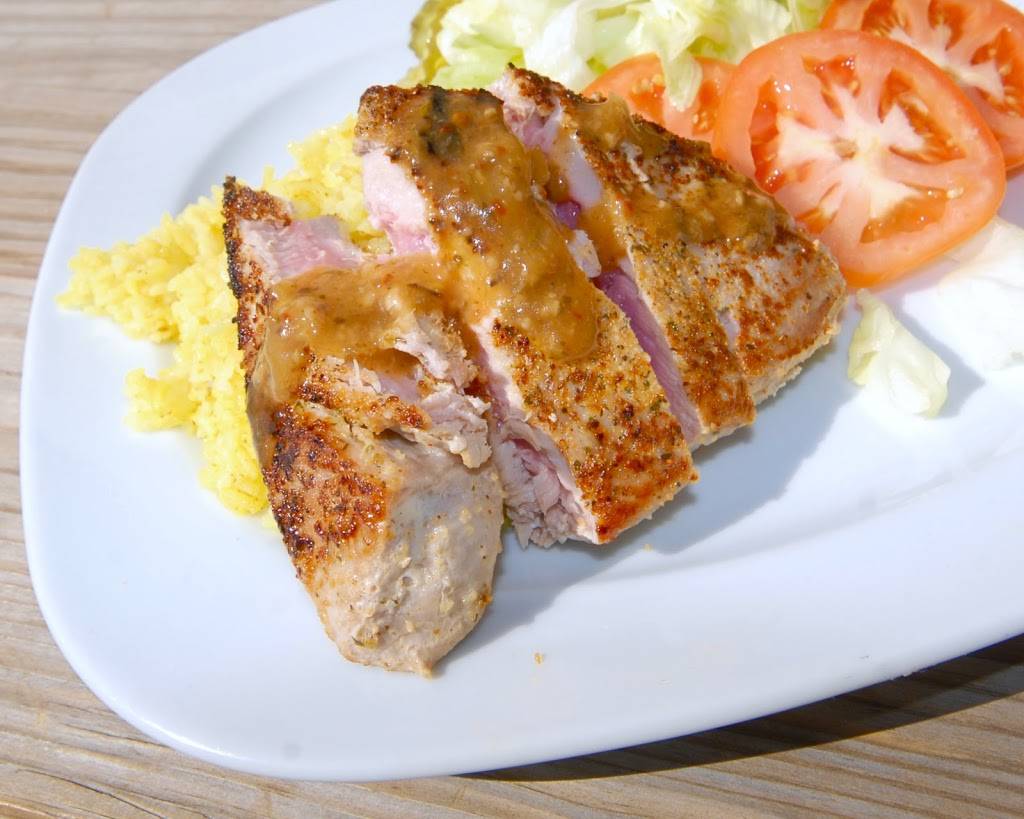 Castine Variety | restaurant | Main St, Castine, ME 04421, USA | 2073269920 OR +1 207-326-9920