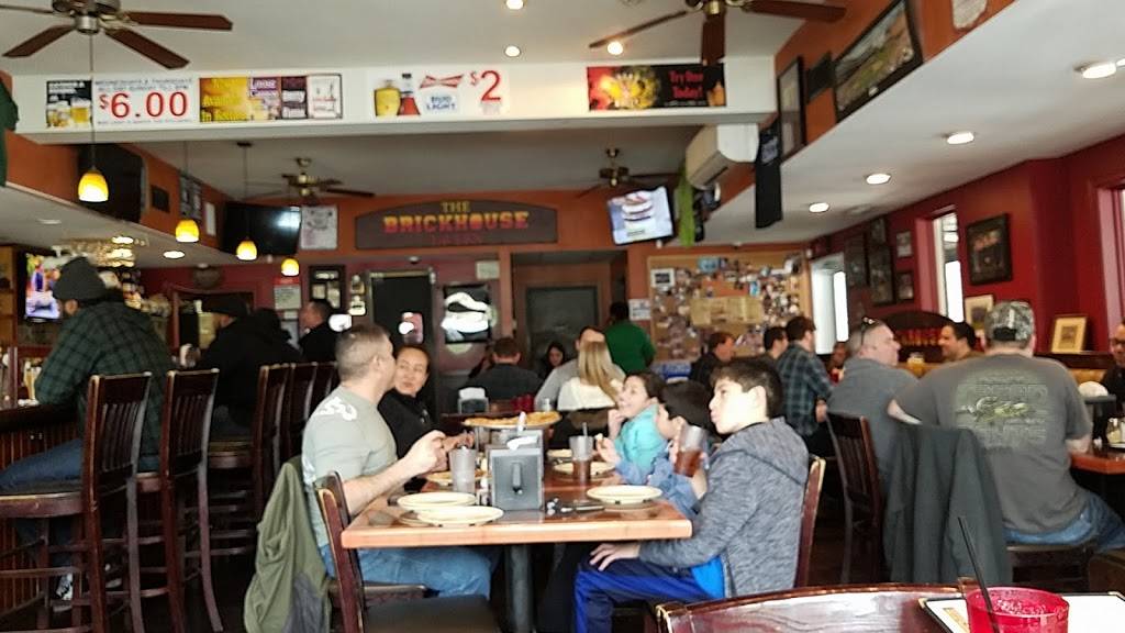 Brickhouse Tavern | restaurant | 141 Herman Melville Ave, Newport News, VA 23602, USA | 7572239531 OR +1 757-223-9531