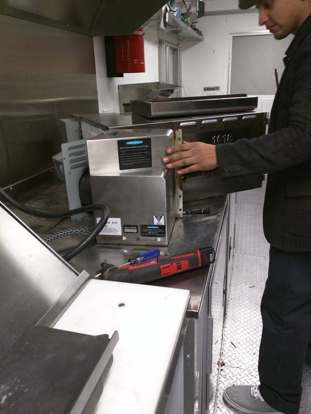 Potbelly Sandwich Shop | restaurant | 1422 W Webster Ave, Chicago, IL 60614, USA | 7737551234 OR +1 773-755-1234