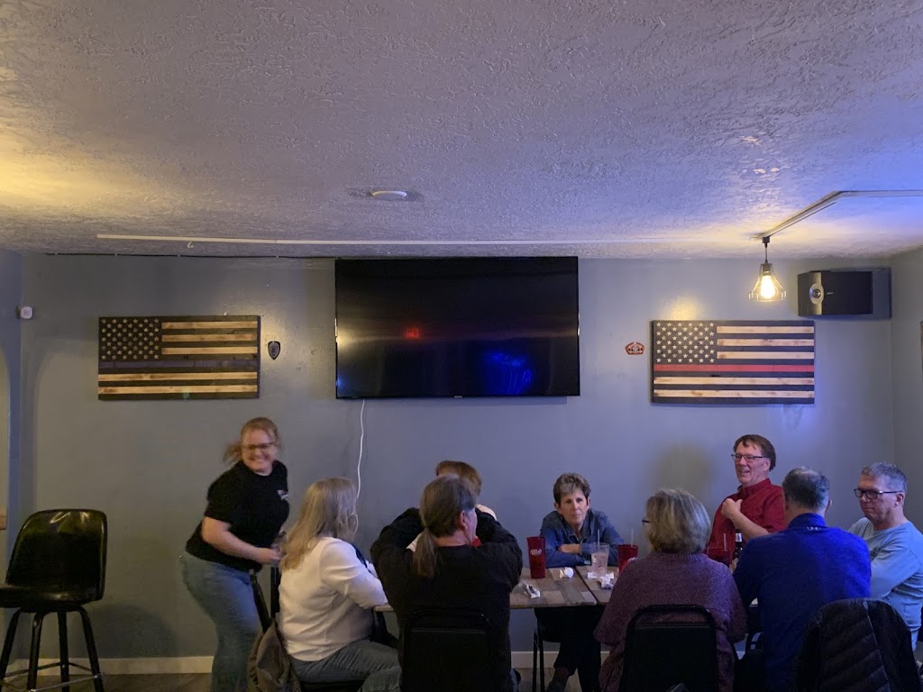 Liza Janes Harborside Pub & Grub | restaurant | 46 Myrtle Ln, Branson, MO 65616, USA | 4174285492 OR +1 417-428-5492