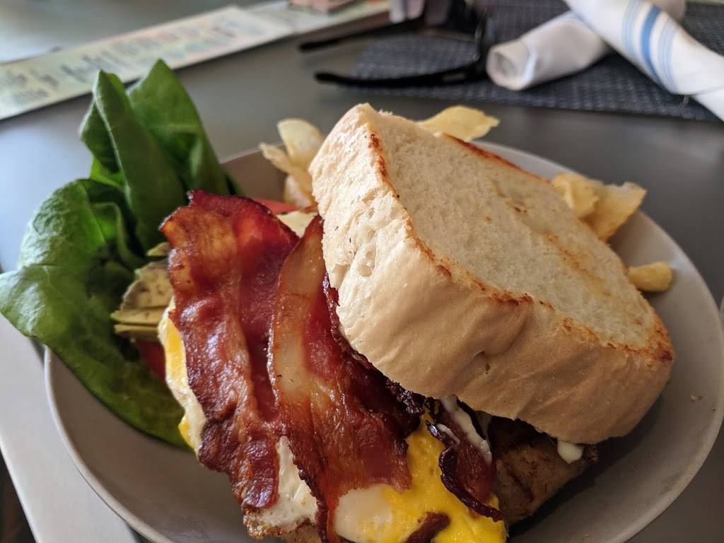 SWIM Poolside Dining in Waikiki | restaurant | 2424 Kalakaua Ave #315, Honolulu, HI 96815, USA | 8089231234 OR +1 808-923-1234