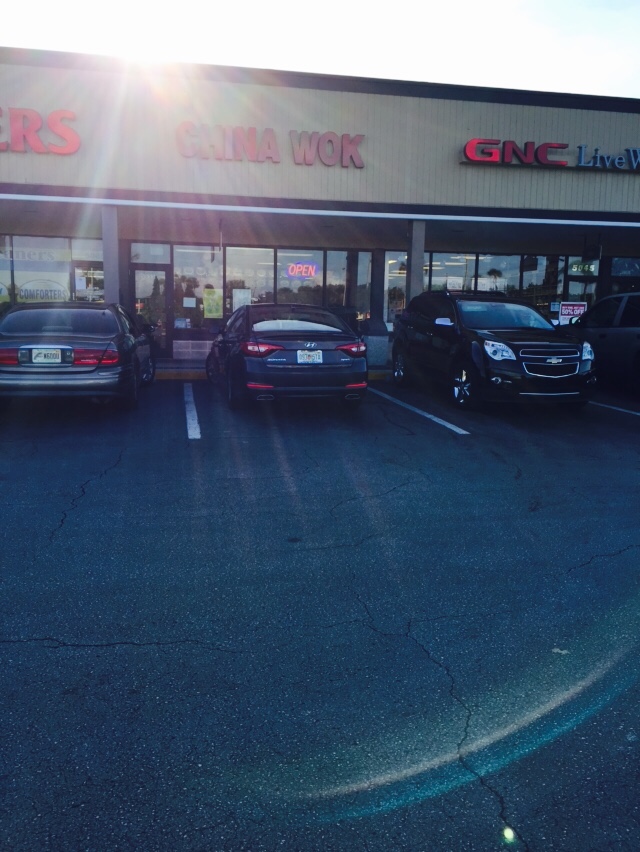 China Wok | restaurant | 5055 34th St S, St. Petersburg, FL 33711, USA | 7278677788 OR +1 727-867-7788