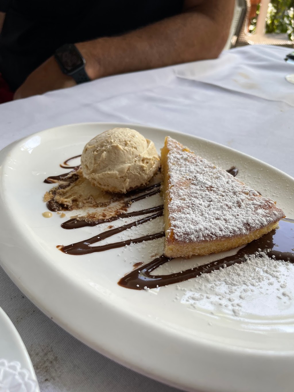 Xixón Spanish Restaurant | restaurant | 2101 SW 22nd St, Miami, FL 33145, USA | 3058549350 OR +1 305-854-9350