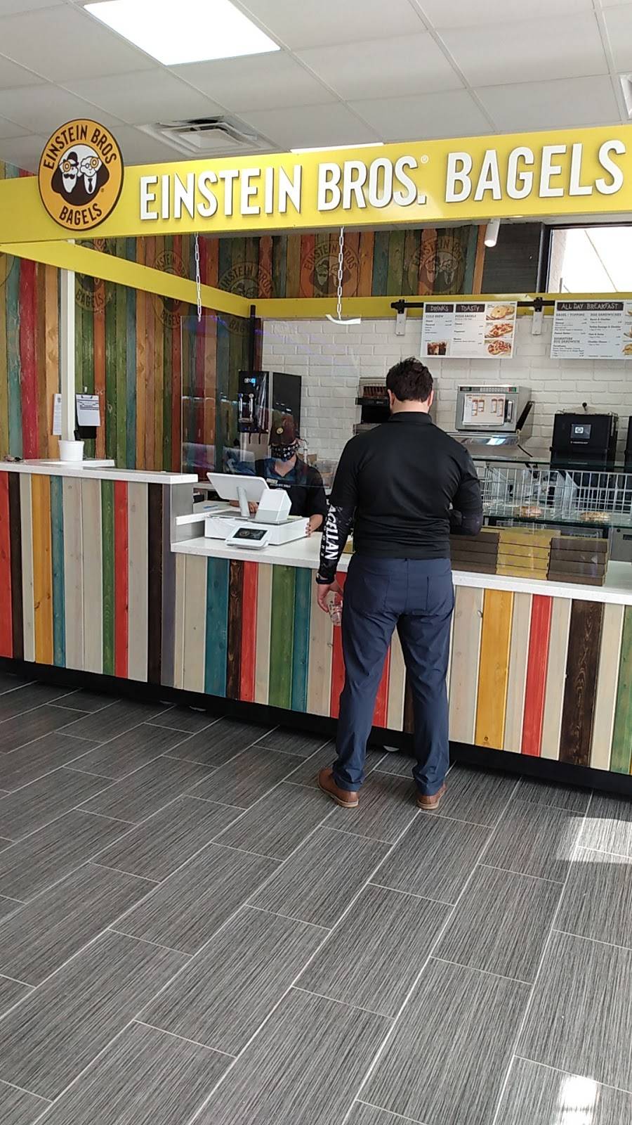 Einstein Bros. Bagels | restaurant | 108 W Greens Rd, Houston, TX 77060, USA | 2818365139 OR +1 281-836-5139