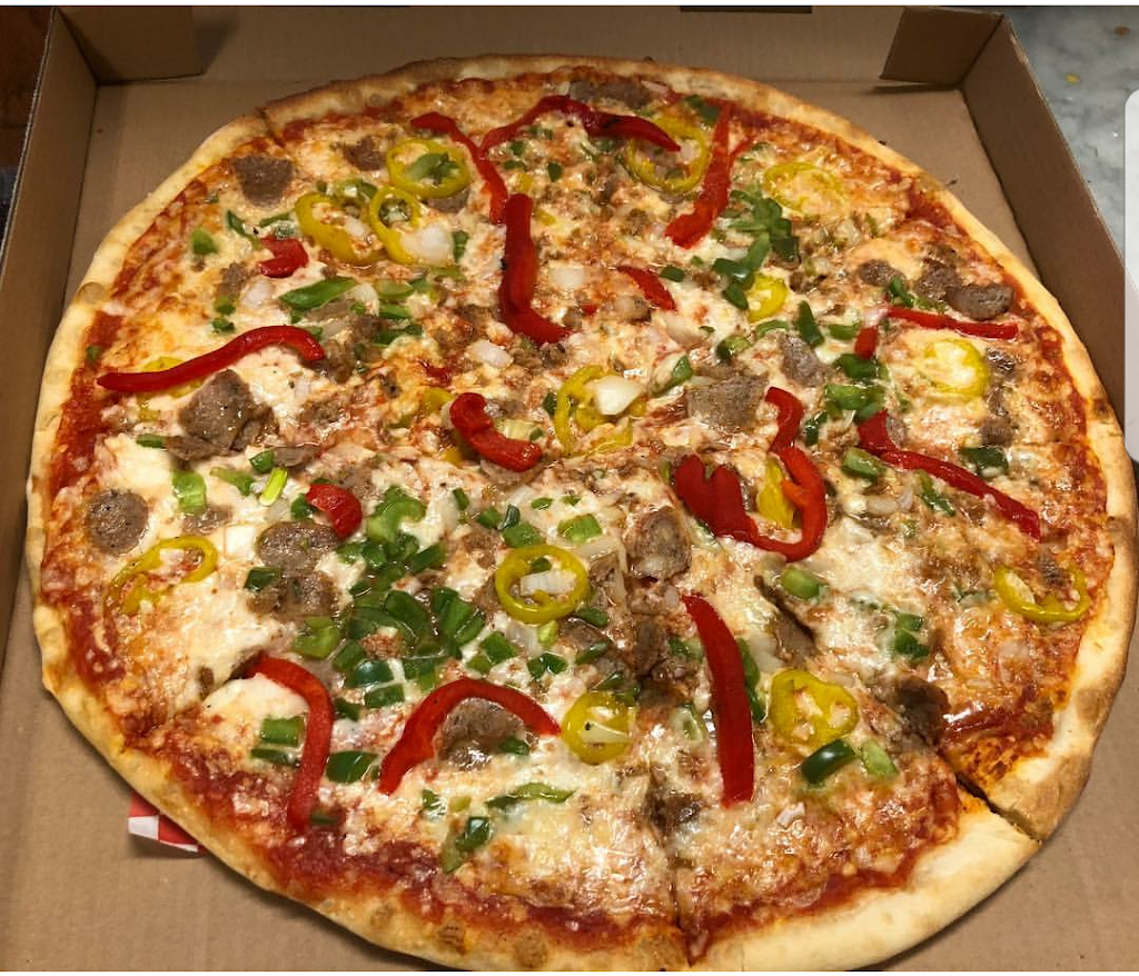 Luigis Sports Bar & Pizzeria | restaurant | 411 S Main St, Breckenridge, CO 80424, USA | 9707713122 OR +1 970-771-3122