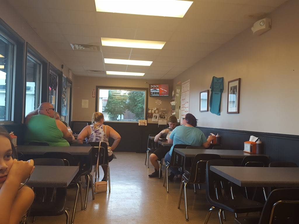 Bucks Barbeque | restaurant | 327 Cartwright St, Goodlettsville, TN 37072, USA | 6158556565 OR +1 615-855-6565