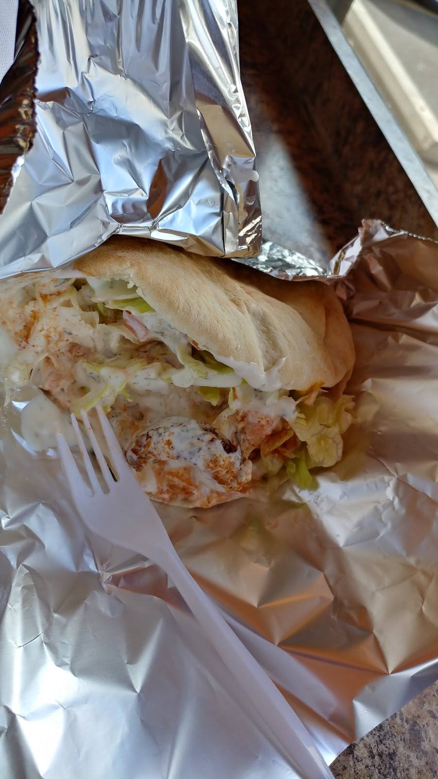 Safin Grill | meal takeaway | 919 Upper Paradise Rd #4, Hamilton, ON L9B 2M9, Canada | 9053836969 OR +1 905-383-6969