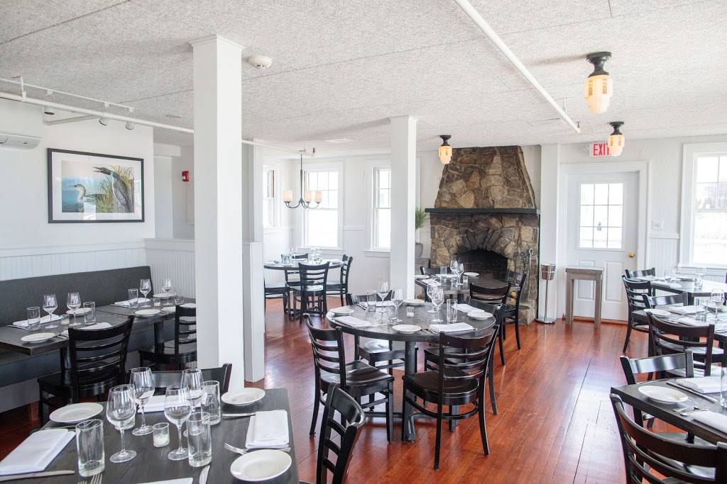 Carriage House Restaurant | restaurant | 2263 Ocean Blvd, Rye, NH 03870, USA | 6039648251 OR +1 603-964-8251