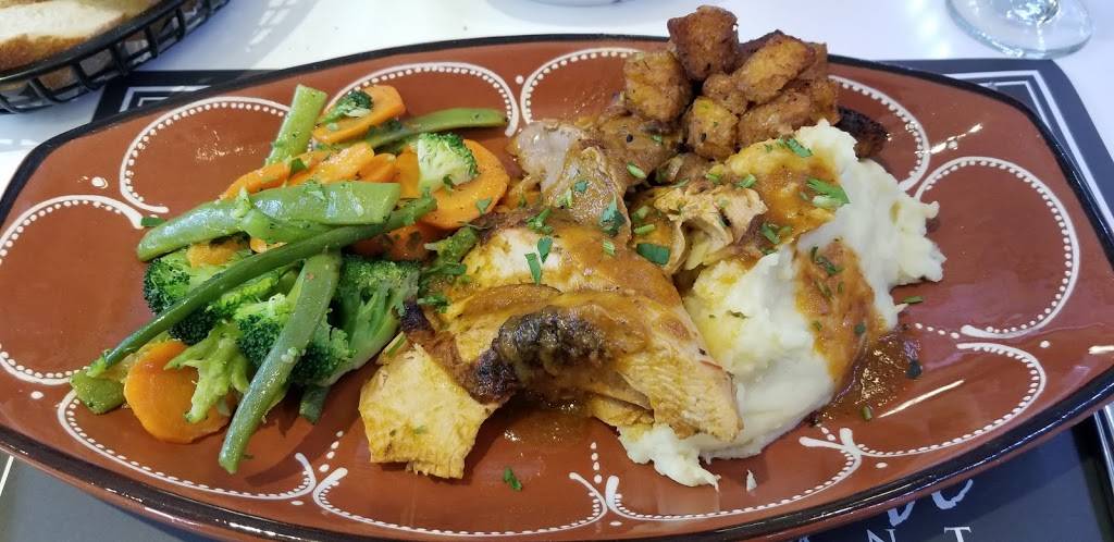 Don Quixote Restaurant | restaurant | 1/2, 1331 St Clair Ave W, Toronto, ON M6E 1C3, Canada | 4166527777 OR +1 416-652-7777