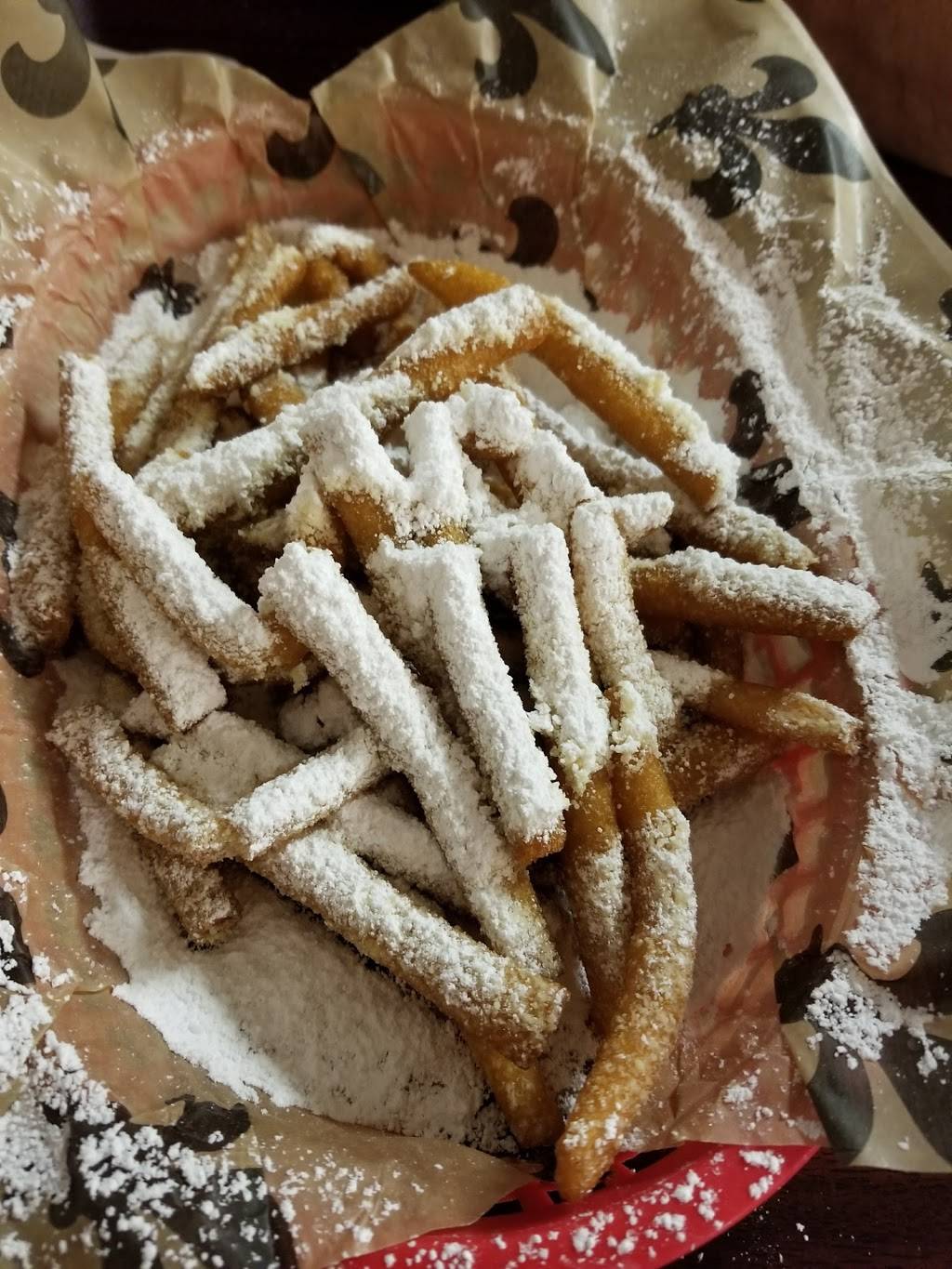 Mandezs Seafood Bar & Grill | restaurant | 110 Doucet Rd, Lafayette, LA 70503, USA | 3377693917 OR +1 337-769-3917