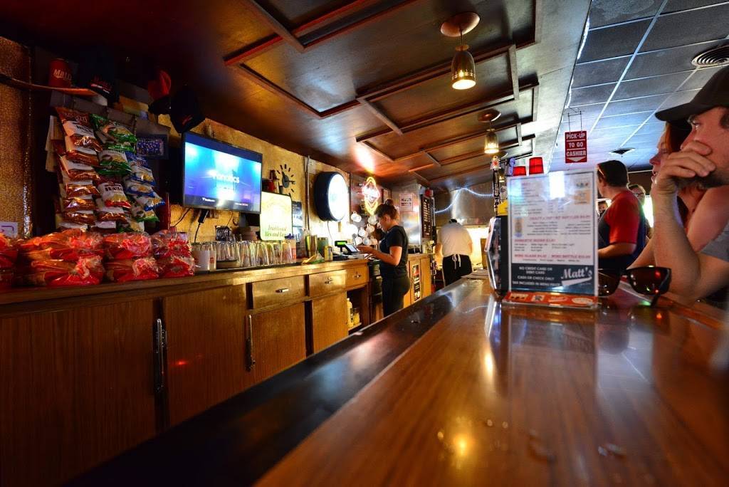 Matts Bar and Grill | restaurant | 3500 Cedar Ave, Minneapolis, MN 55407, USA | 6127227072 OR +1 612-722-7072