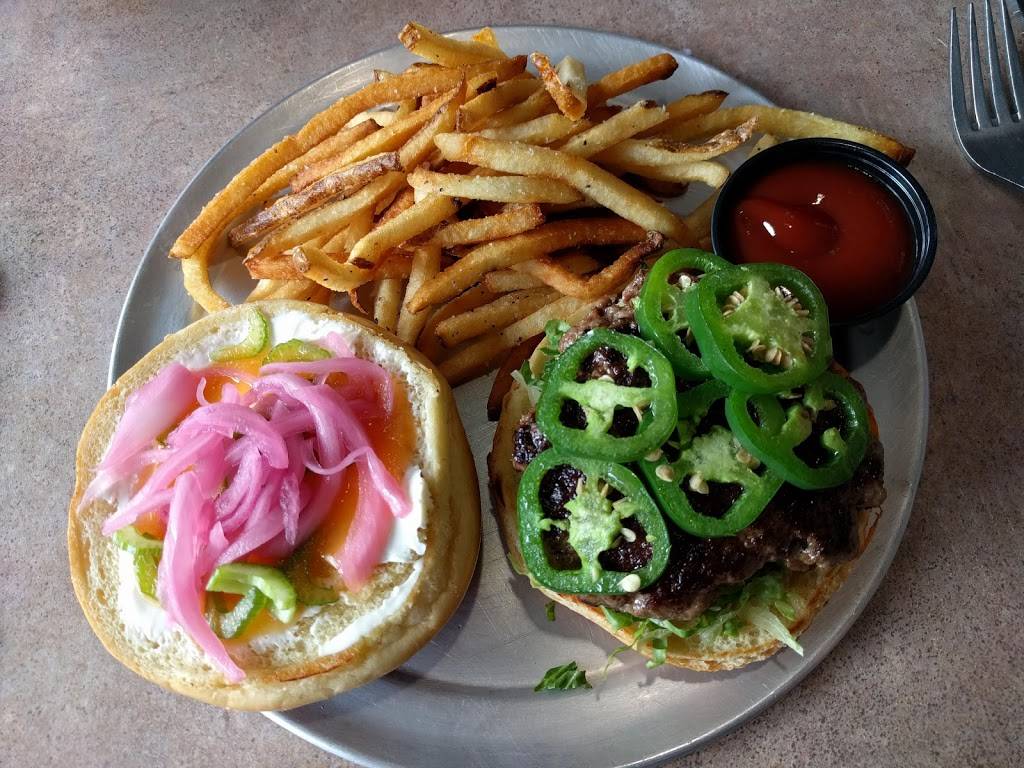 Two Foxes Gastropub | restaurant | 121 S Main St, Bowling Green, OH 43402, USA | 4193158891 OR +1 419-315-8891