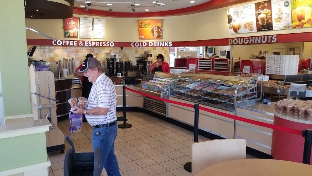 Krispy Kreme | bakery | 4074 Parkway, Pigeon Forge, TN 37863, USA | 8654283222 OR +1 865-428-3222
