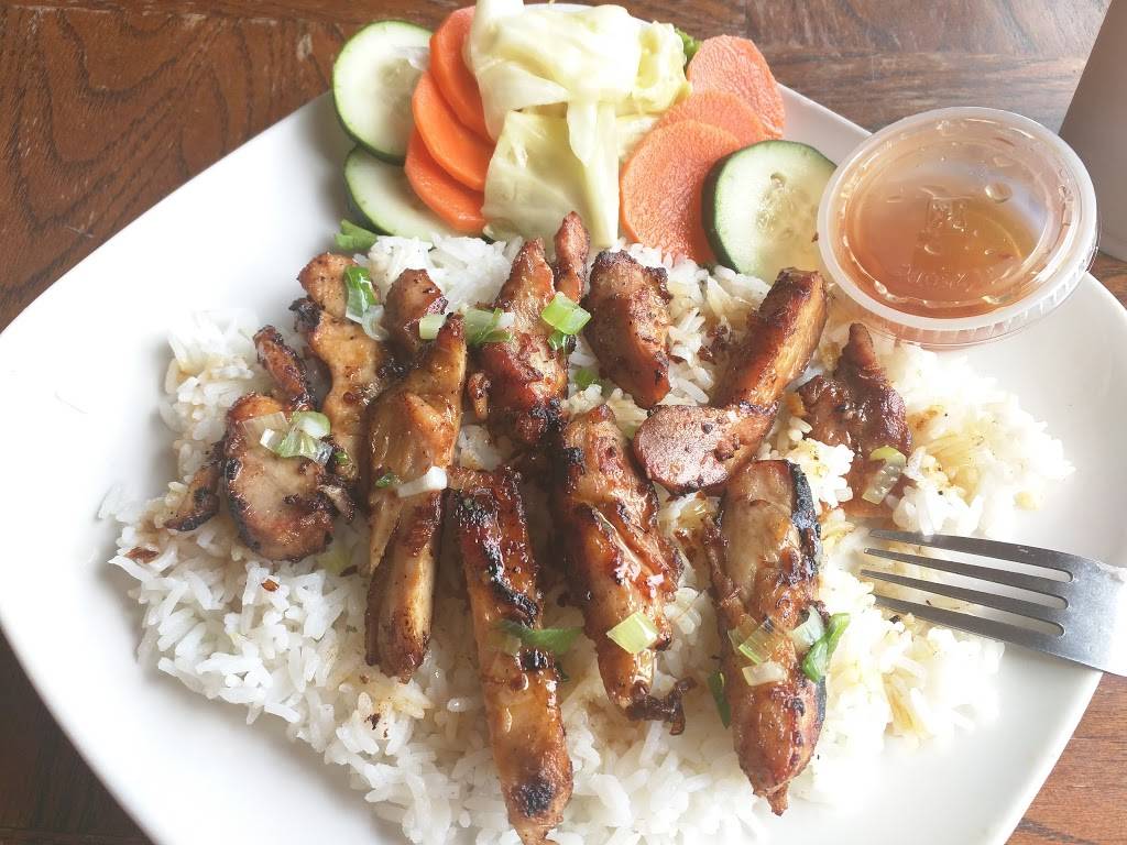 Vietalia Kitchen | restaurant | 1220 S Cooper St, Arlington, TX 76013, USA | 8174601945 OR +1 817-460-1945
