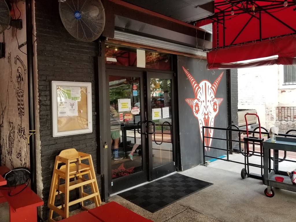 Chupacabra Latin Kitchen & Taqueria | restaurant | 822 H St NE, Washington, DC 20002, USA | 2025054628 OR +1 202-505-4628