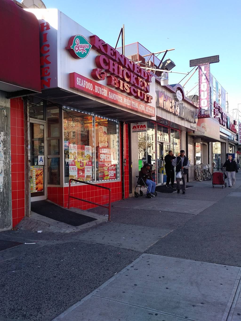 Kennedy Chicken & Biscuit | restaurant | 108 W 145th St, New York, NY 10039, USA | 2126901200 OR +1 212-690-1200
