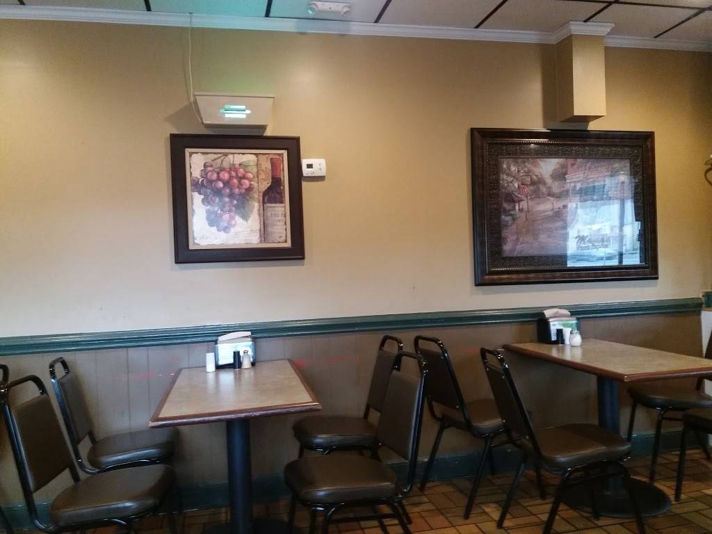 Mamas Pizza Express of Cornelius | restaurant | 19741 S Main St, Cornelius, NC 28031, USA | 7048923305 OR +1 704-892-3305