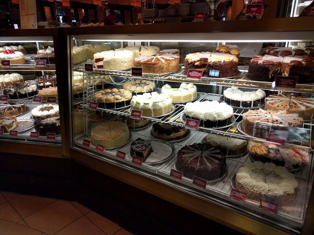 The Cheesecake Factory | restaurant | 3975 Townsfair Way, Columbus, OH 43219, USA | 6144187600 OR +1 614-418-7600