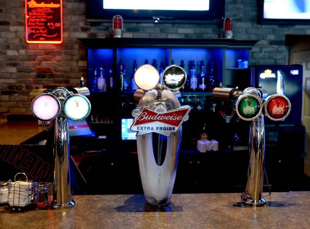 Pub Resto Broue | restaurant | 387 Boulevard Armand-Paris, Québec, QC G1C 7T2, Canada | 4186611202 OR +1 418-661-1202