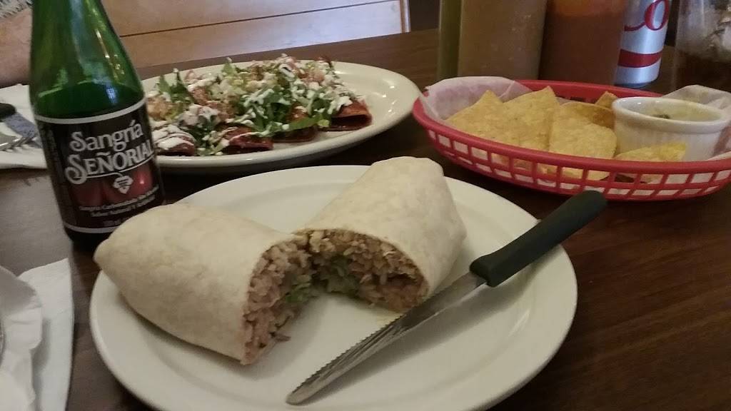 Los Parientes | restaurant | 980 E Pulaski Hwy, Elkton, MD 21921, USA | 4109961108 OR +1 410-996-1108