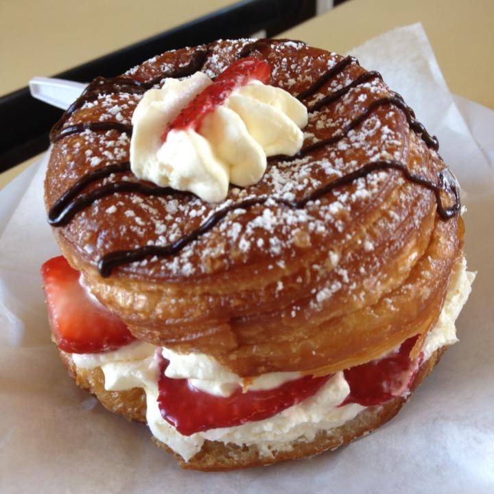 Spudnuts Donuts | bakery | 8225 Topanga Canyon Blvd, Canoga Park, CA 91304, USA | 8183485054 OR +1 818-348-5054