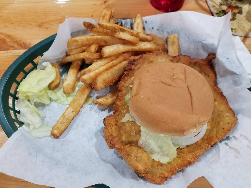 Back Home Country Cooking | restaurant | 119 Commercial Ave, Strawberry Point, IA 52076, USA | 5639334663 OR +1 563-933-4663