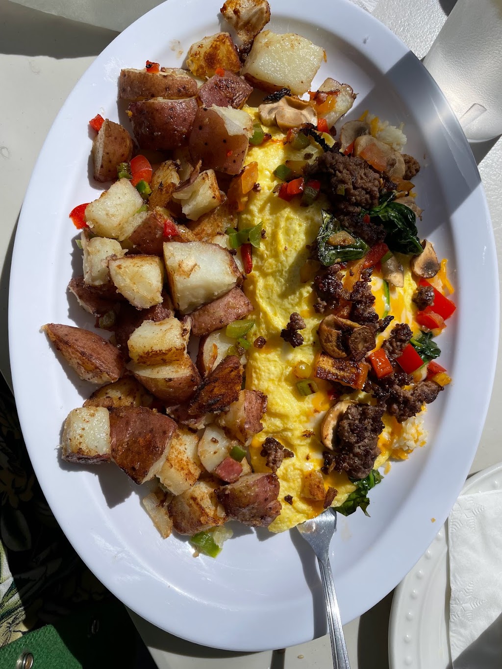 Trejo’s Diner | restaurant | 3900 Baylis Ave, Clearlake, CA 95422, USA | 7079954046 OR +1 707-995-4046