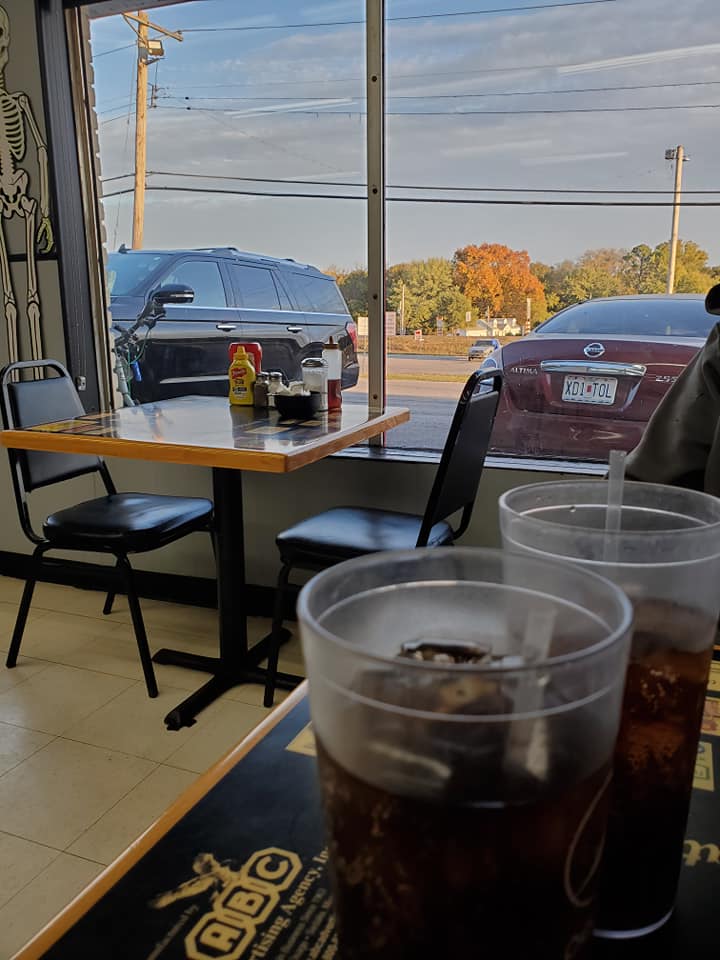 Murphys Diner | restaurant | 1059 Gravois Rd, Fenton, MO 63026, USA | 6363431916 OR +1 636-343-1916