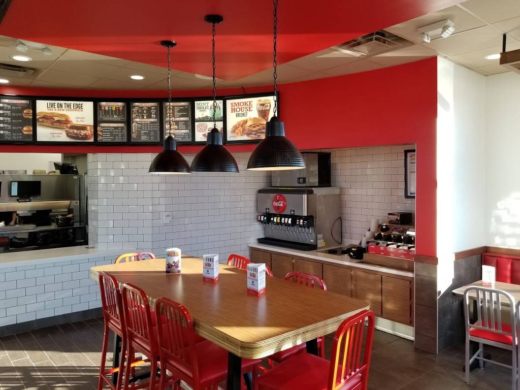 Arbys | restaurant | 7000 Maynardville Pike, Knoxville, TN 37918, USA | 8659220324 OR +1 865-922-0324