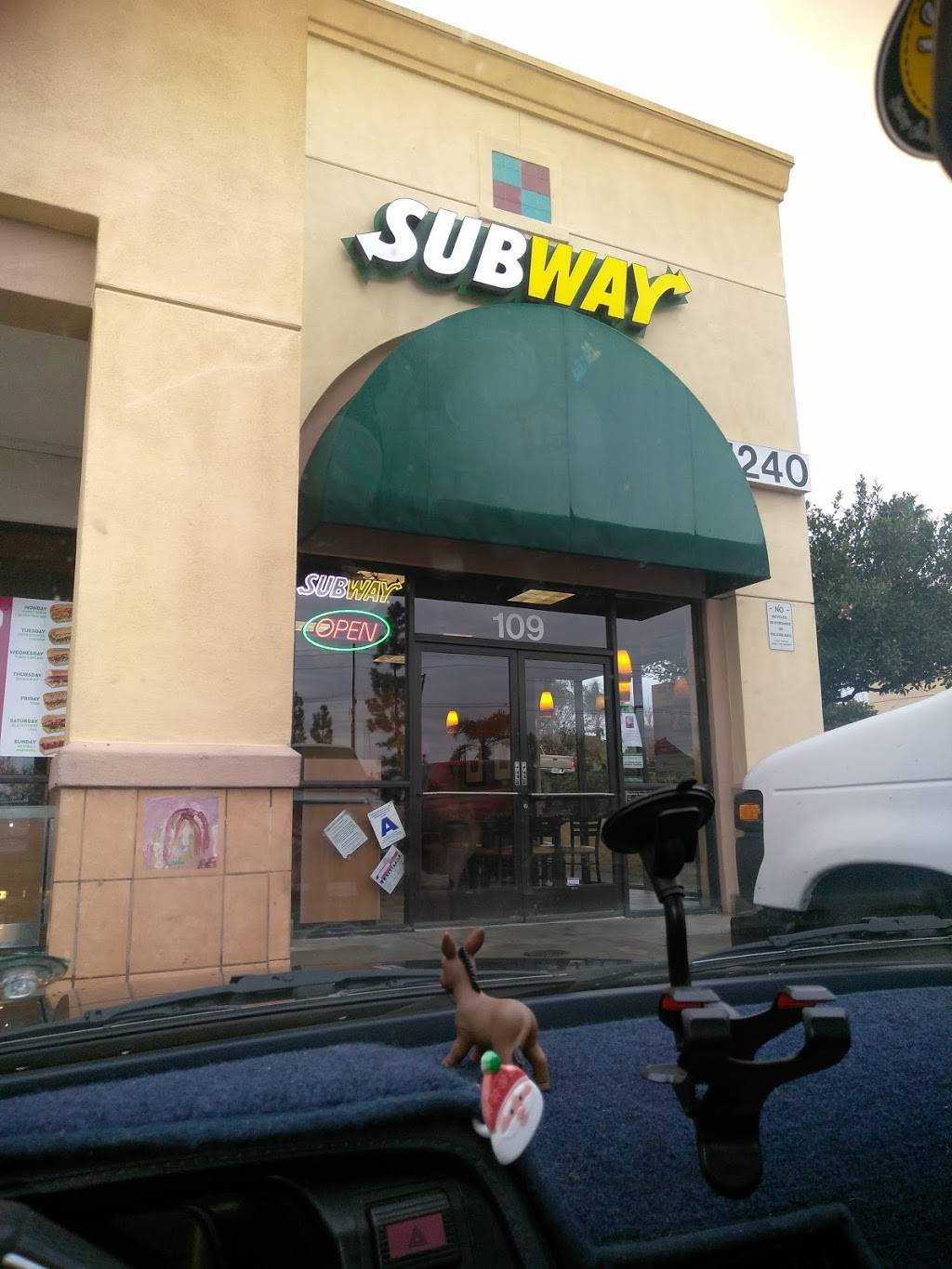 Subway Restaurants | restaurant | 1240 E. Ontario Avenue Suite 109 Citrus Village, Corona, CA 92881, USA | 9513710100 OR +1 951-371-0100