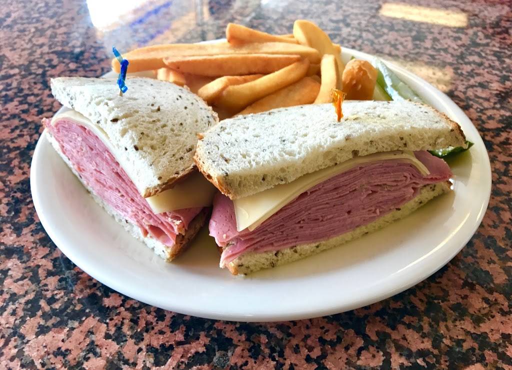 Famous Labels Delicatessen | restaurant | 19005 Ventura Blvd, Tarzana, CA 91356, USA | 8183433195 OR +1 818-343-3195