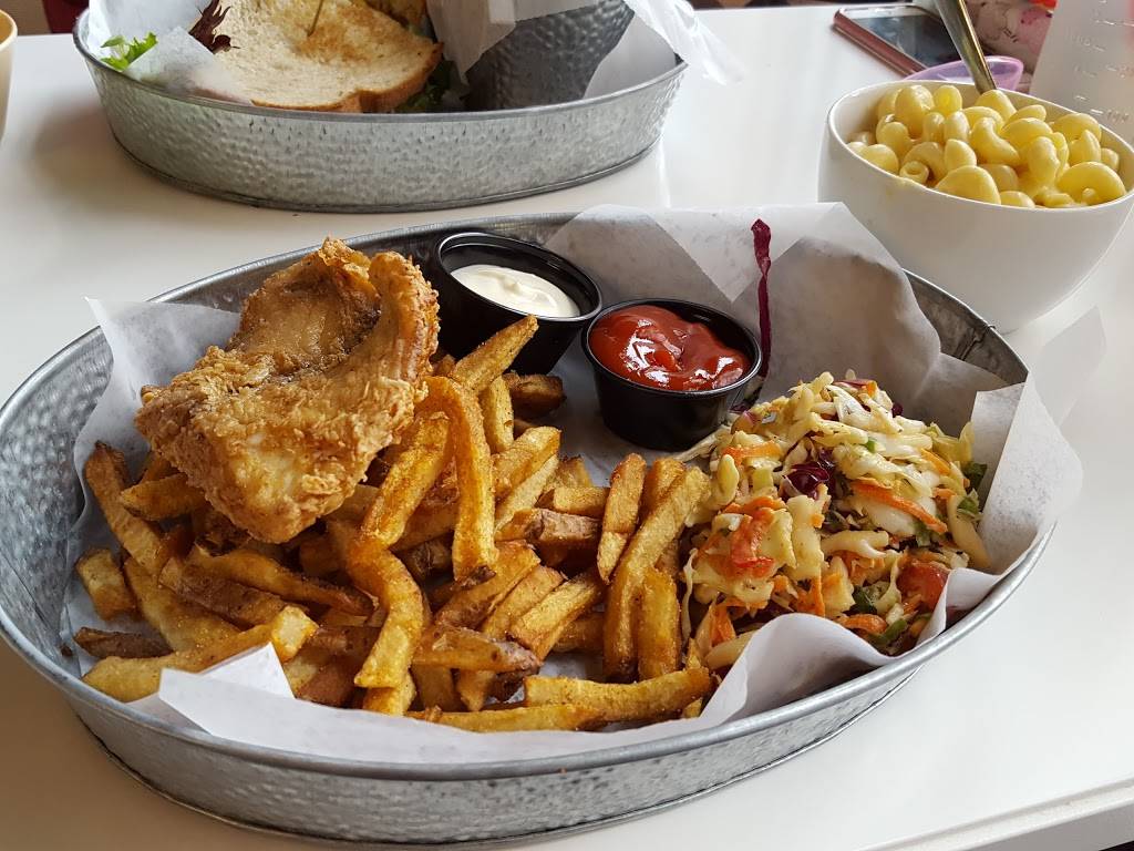 Craft & Racked Wine Bar | restaurant | 1400 E Old Settlers Blvd Suite 203, Round Rock, TX 78664, USA | 5122847821 OR +1 512-284-7821