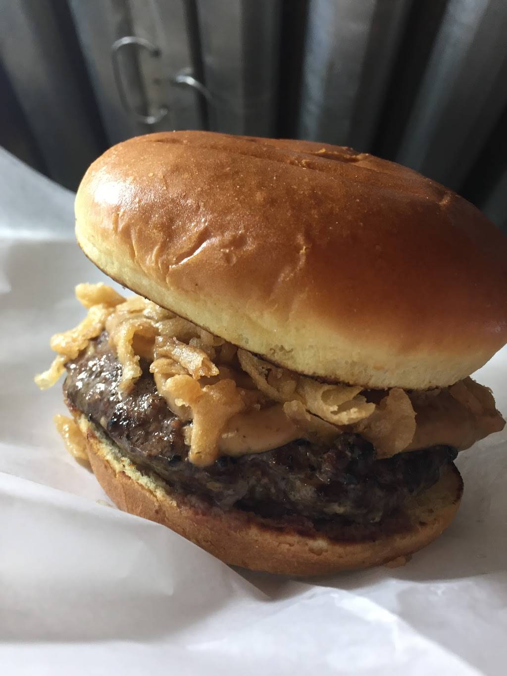 Pieces of Eight | restaurant | 4615 Hollins Ferry Rd, Halethorpe, MD 21227, USA | 4103700810 OR +1 410-370-0810