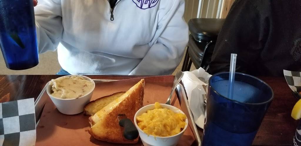 Brodys BBQ | restaurant | 7910, 20135 US-119, Punxsutawney, PA 15767, USA | 8149383344 OR +1 814-938-3344