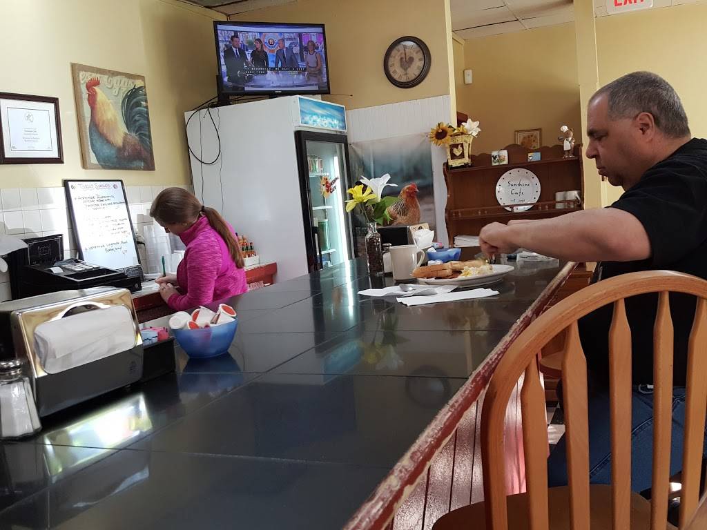 Sunshine Cafe | restaurant | 12 Harding St, Lakeville, MA 02347, USA | 5089469160 OR +1 508-946-9160