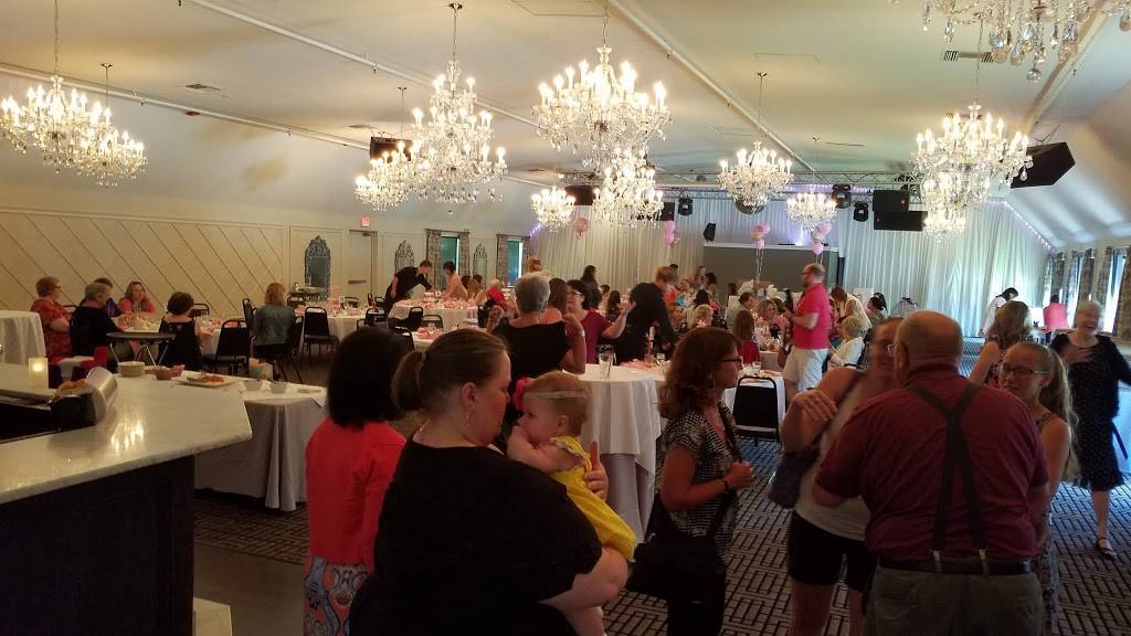 Novella’s New Paltz | restaurant | 2 Terwilliger Ln, New Paltz, NY 12561, USA | 8452552122 OR +1 845-255-2122