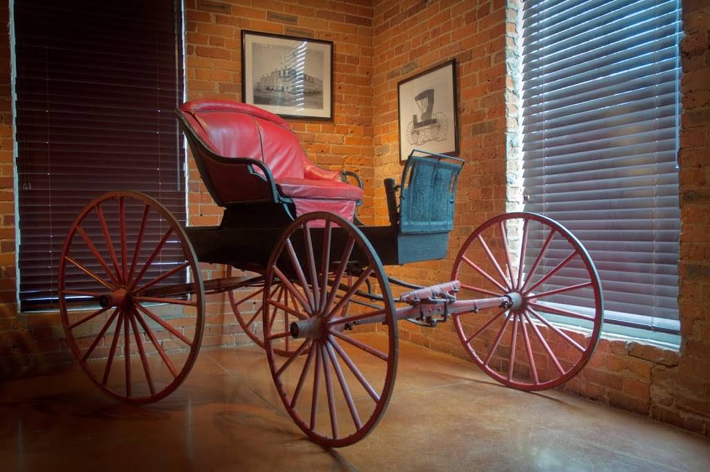 Buggyworks Restaurant and Pub | restaurant | 1015 18th Ave #112, Monroe, WI 53566, USA | 6084266445 OR +1 608-426-6445