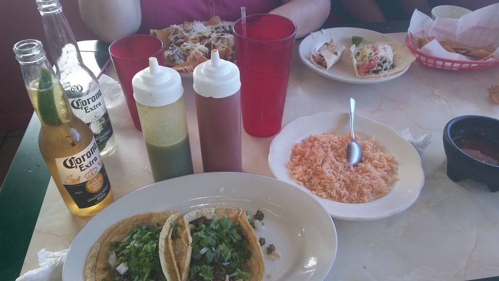 Taco Express | restaurant | 8626 Pendleton Pike, Indianapolis, IN 46226, USA | 3178955455 OR +1 317-895-5455