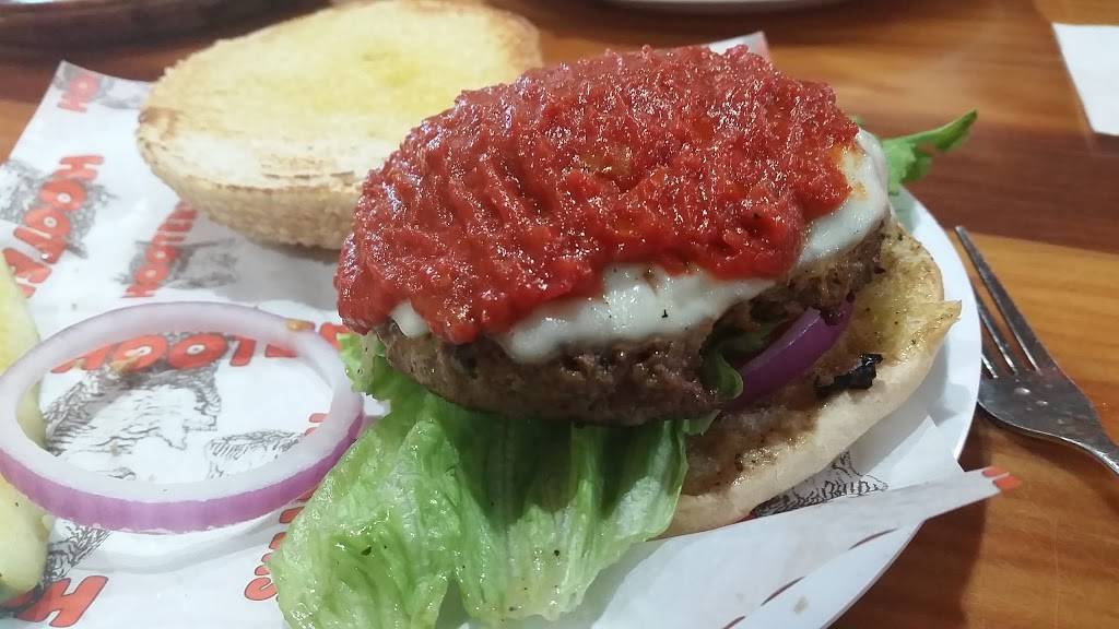 Hooters | meal takeaway | 13606 Bruce B Downs Blvd, Tampa, FL 33613, USA | 8139721682 OR +1 813-972-1682