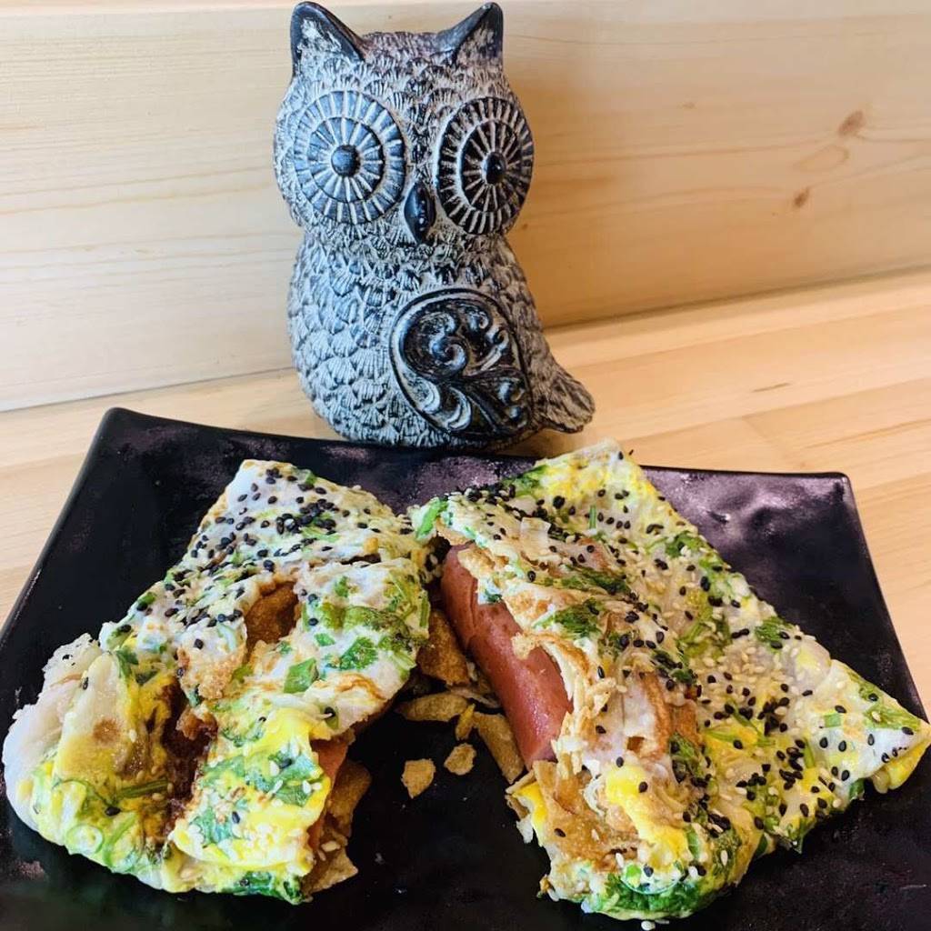 lark and owl | restaurant | 221 S Gilbert St, Iowa City, IA 52240, USA | 3193512836 OR +1 319-351-2836