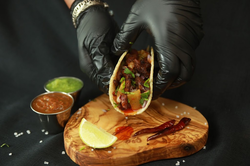 Taco Hero | restaurant | 8420 Brookfield Ave, Brookfield, IL 60513, USA | 3124833432 OR +1 312-483-3432