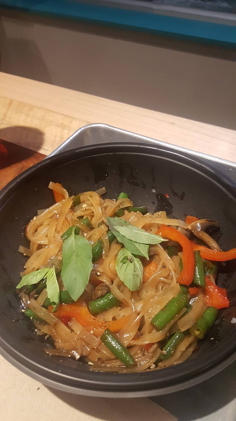 Bangkok Buri | restaurant | 300 Earl Grey Dr, Kanata, ON K2T 1C1, Canada | 6135951112 OR +1 613-595-1112