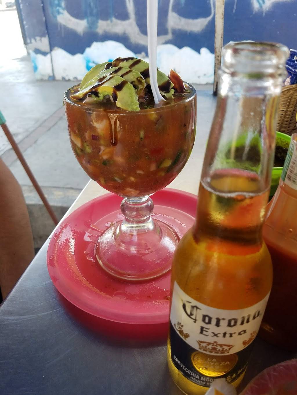 Mariscos Los Gueros | restaurant | Leona Vicario 28-6, Cuauhtemoc, 22890 Ensenada, B.C., Mexico | 016461217933 OR +52 646 121 7933