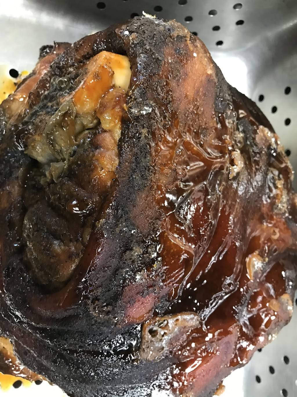 B&J Smokehouse &Bbq | restaurant | 1206 W Franklin Blvd, Gastonia, NC 28052, USA | 7042156760 OR +1 704-215-6760