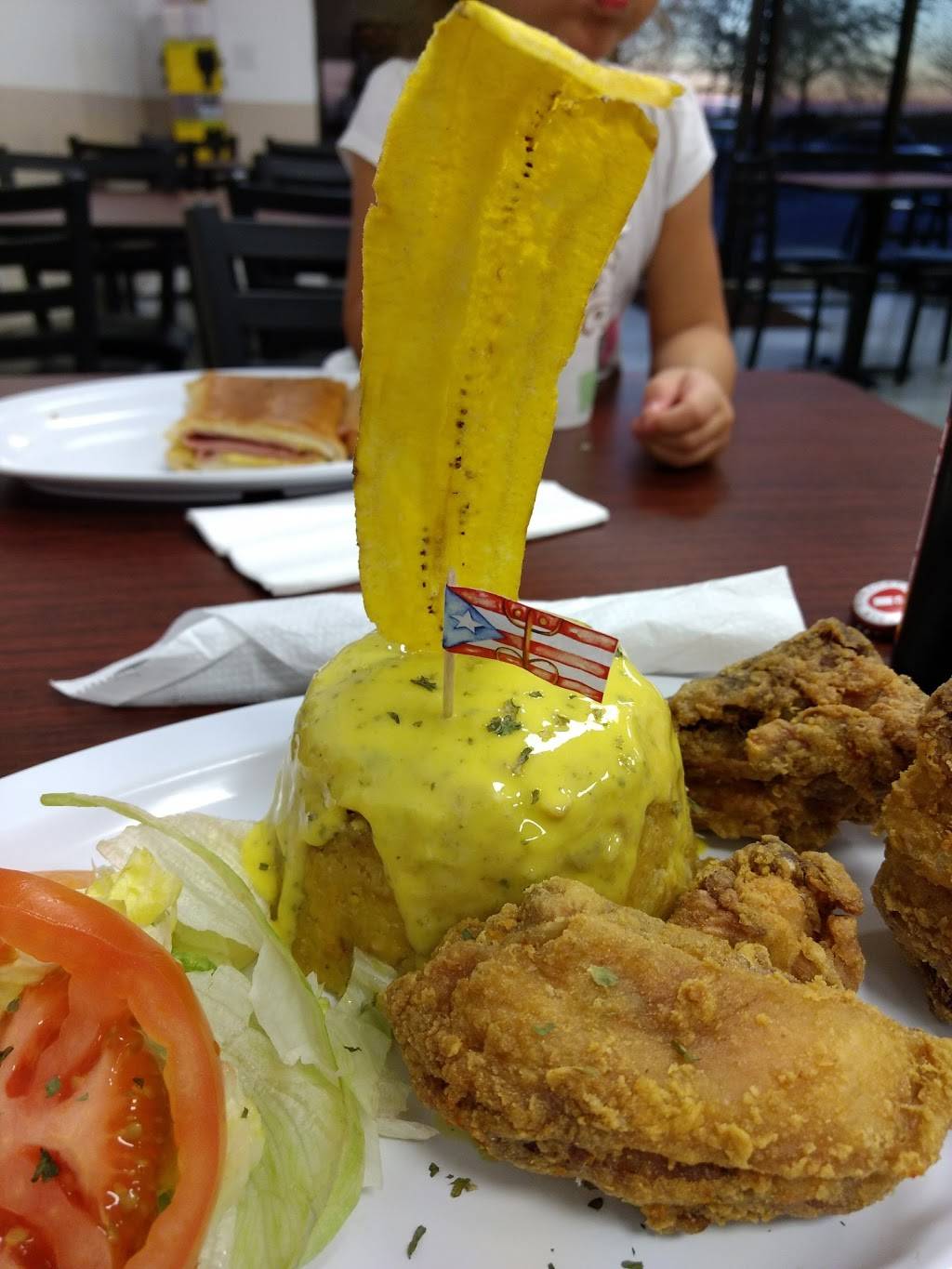 Cafe Tu Rincon Criollo | restaurant | 2300 Deer Creek Commerce Ln, Davenport, FL 33837, USA | 8634386041 OR +1 863-438-6041